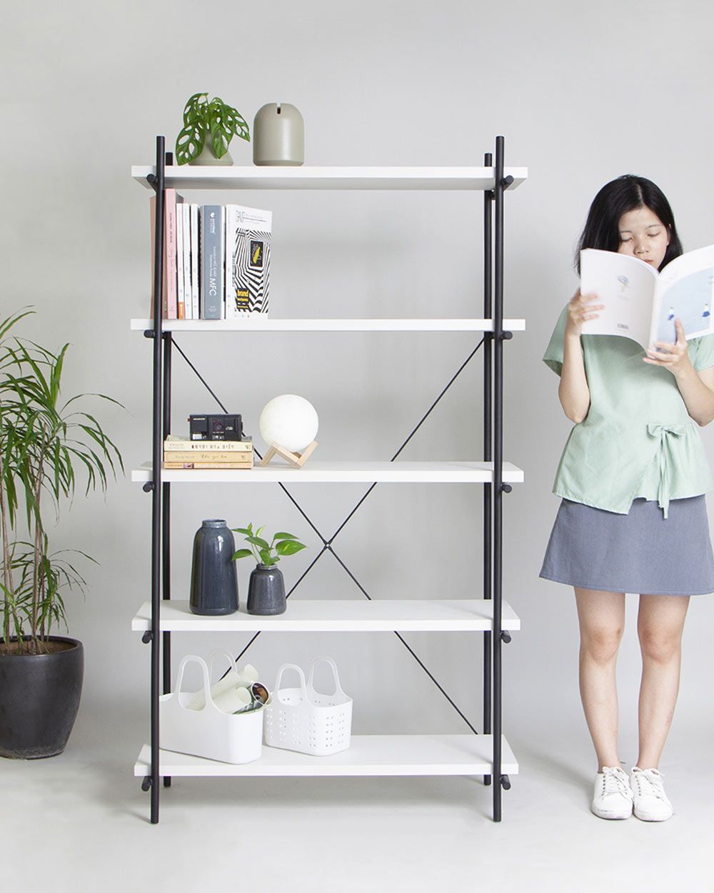 Kệ Sách Hobu Trắng Đen
