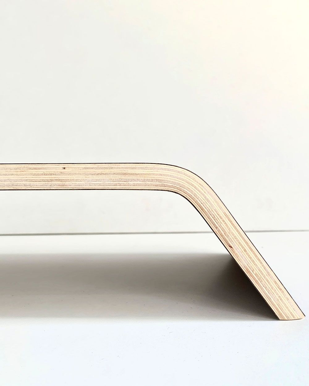 Kệ Màn Hình iMac Stand Laminate Nâu