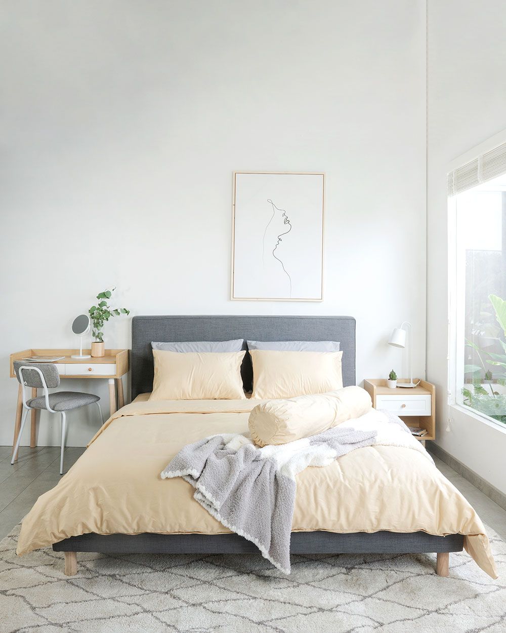 Vỏ Gối Ôm Cotton Dysania Be