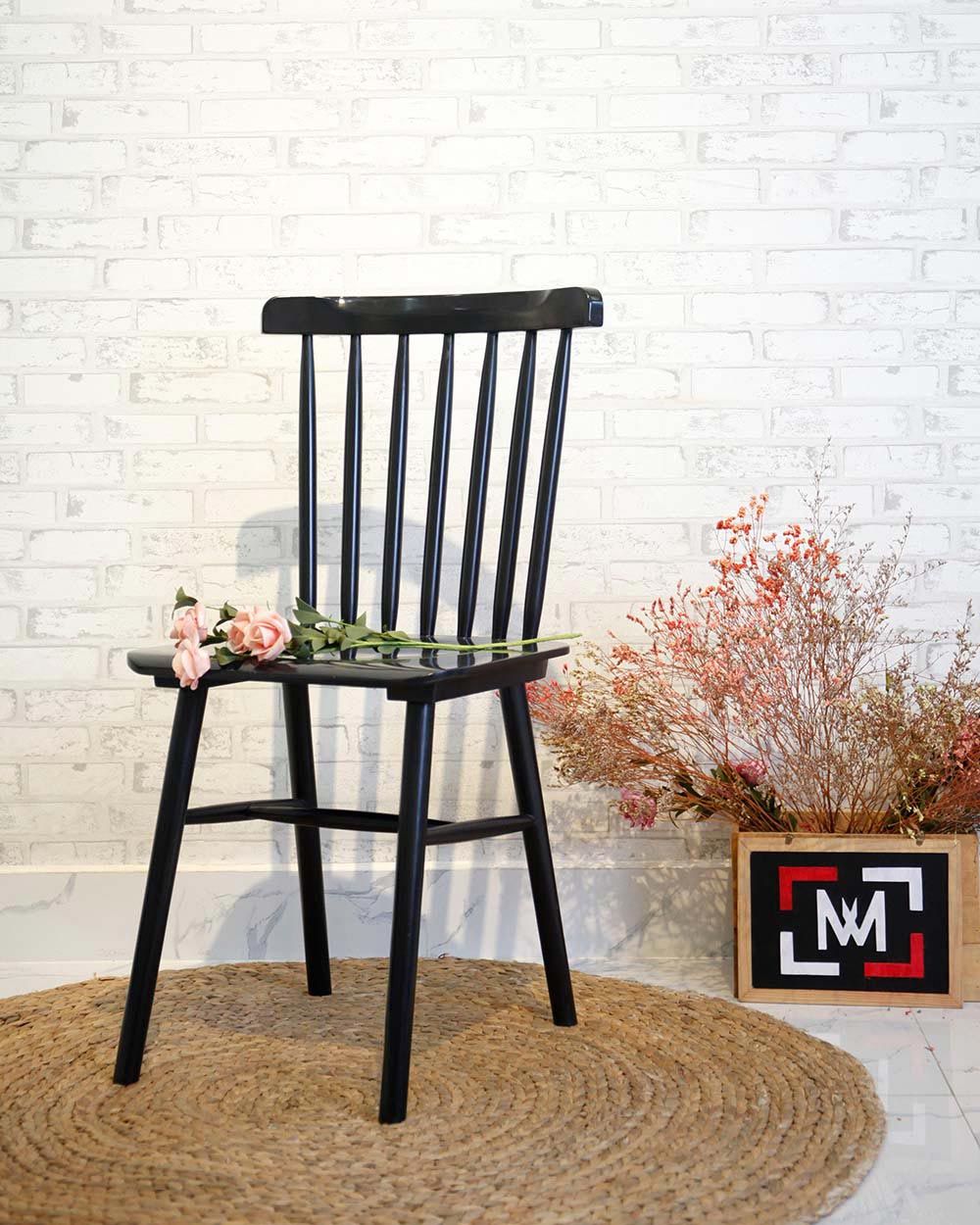 Ghế Làm Việc Windsor Đen