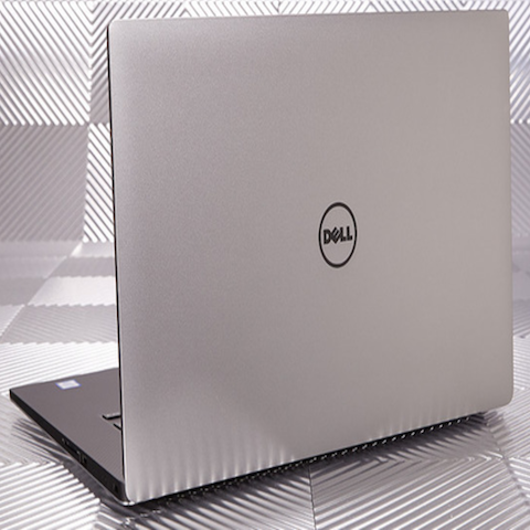 DELL PRECISION 5520 - Xeon 1505M/8GB/256 SSD/M1200/FHD 15.6