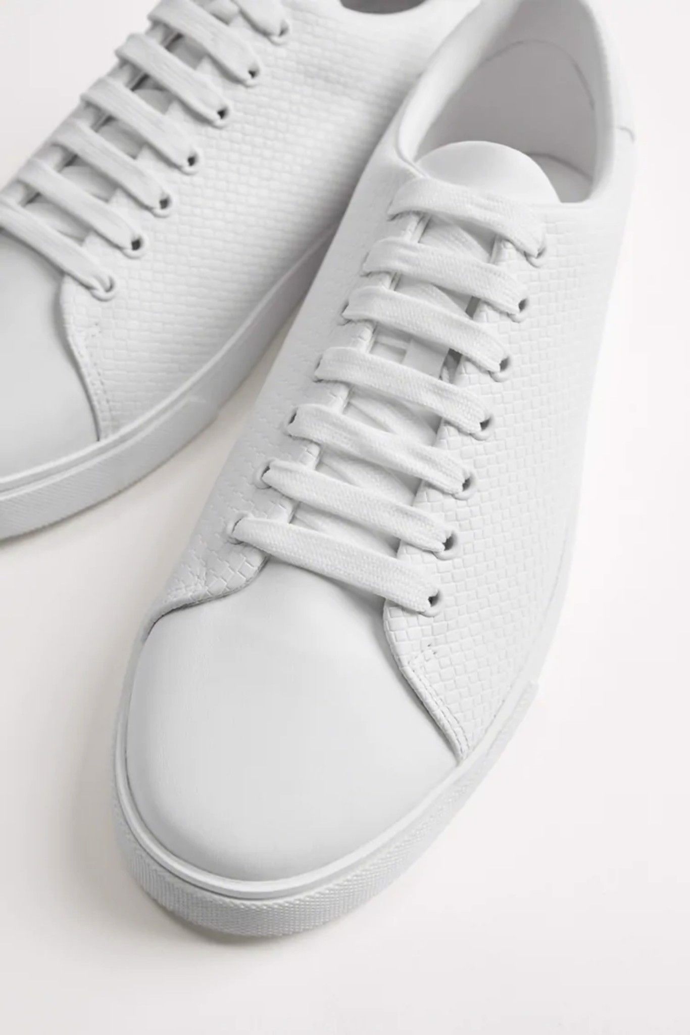 Giày Sneaker Trắng ZARA EMBOSSED Da Cao Cấp Big Size 45 46