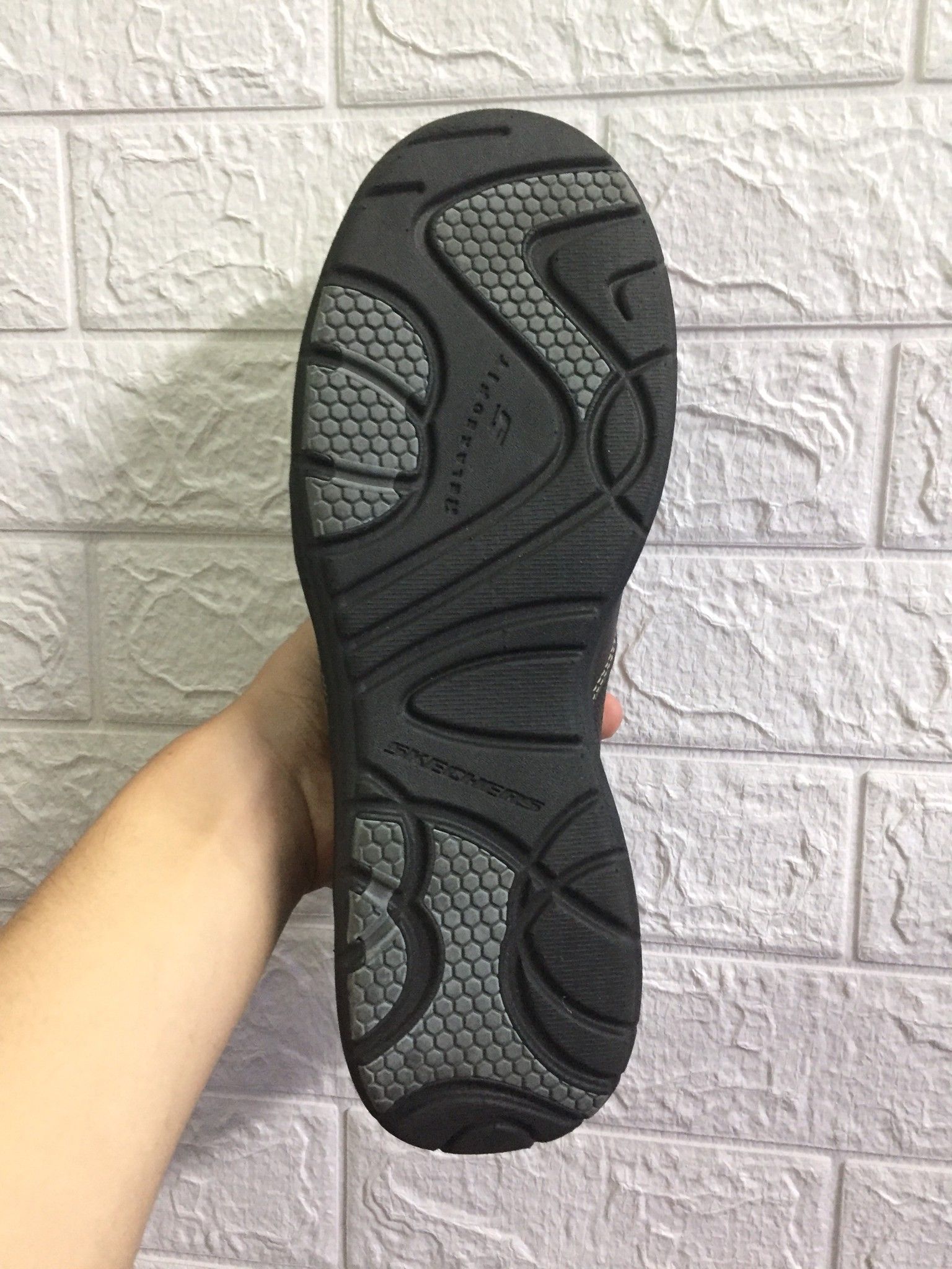 Giày lười Skecher Lazy Nâu Đế Đen Big Size