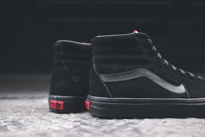 Giày Sneaker Vans Cổ Cao Full Black Bigsize