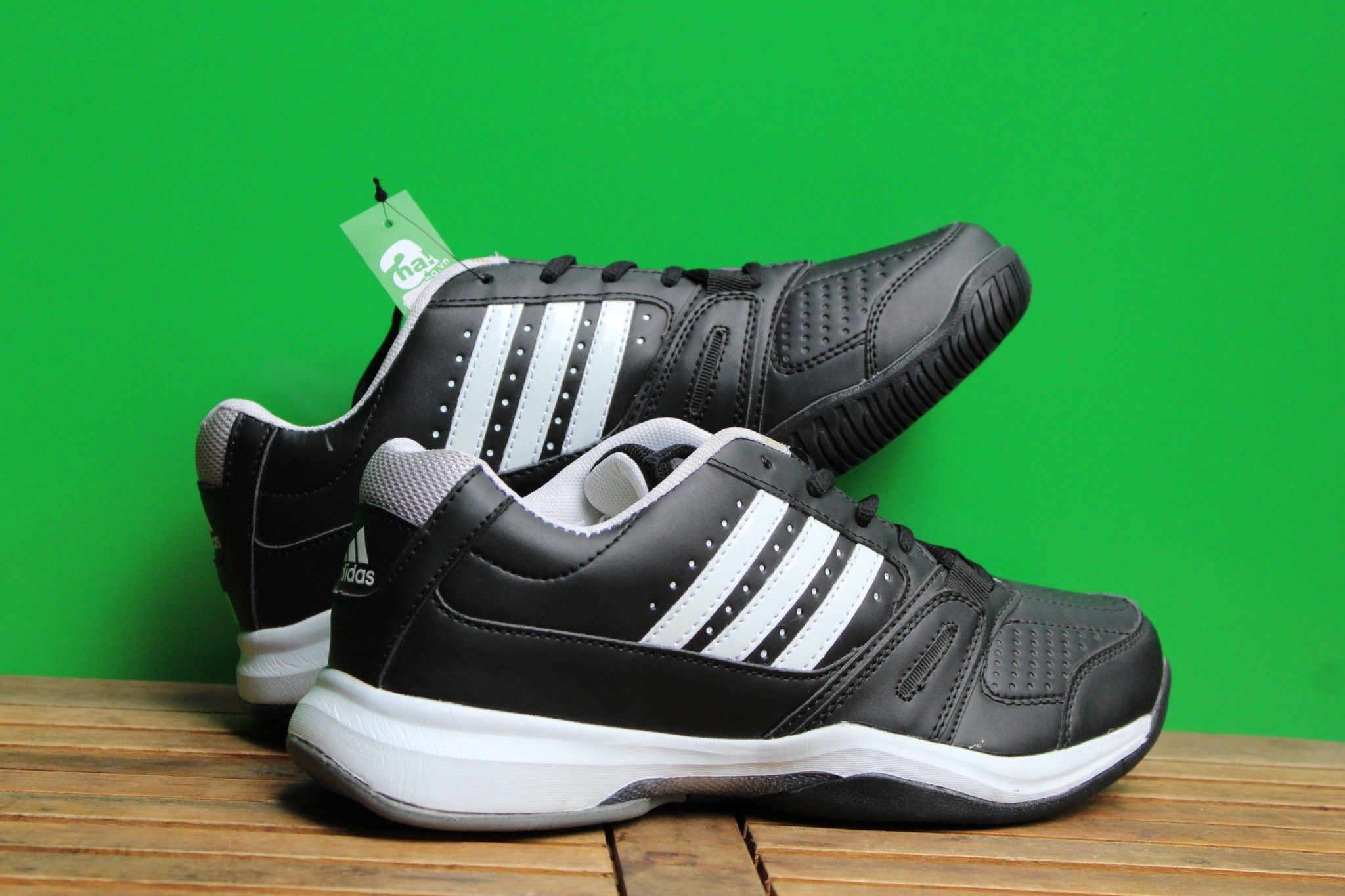 Giày tennis Adidas Black Bigsize