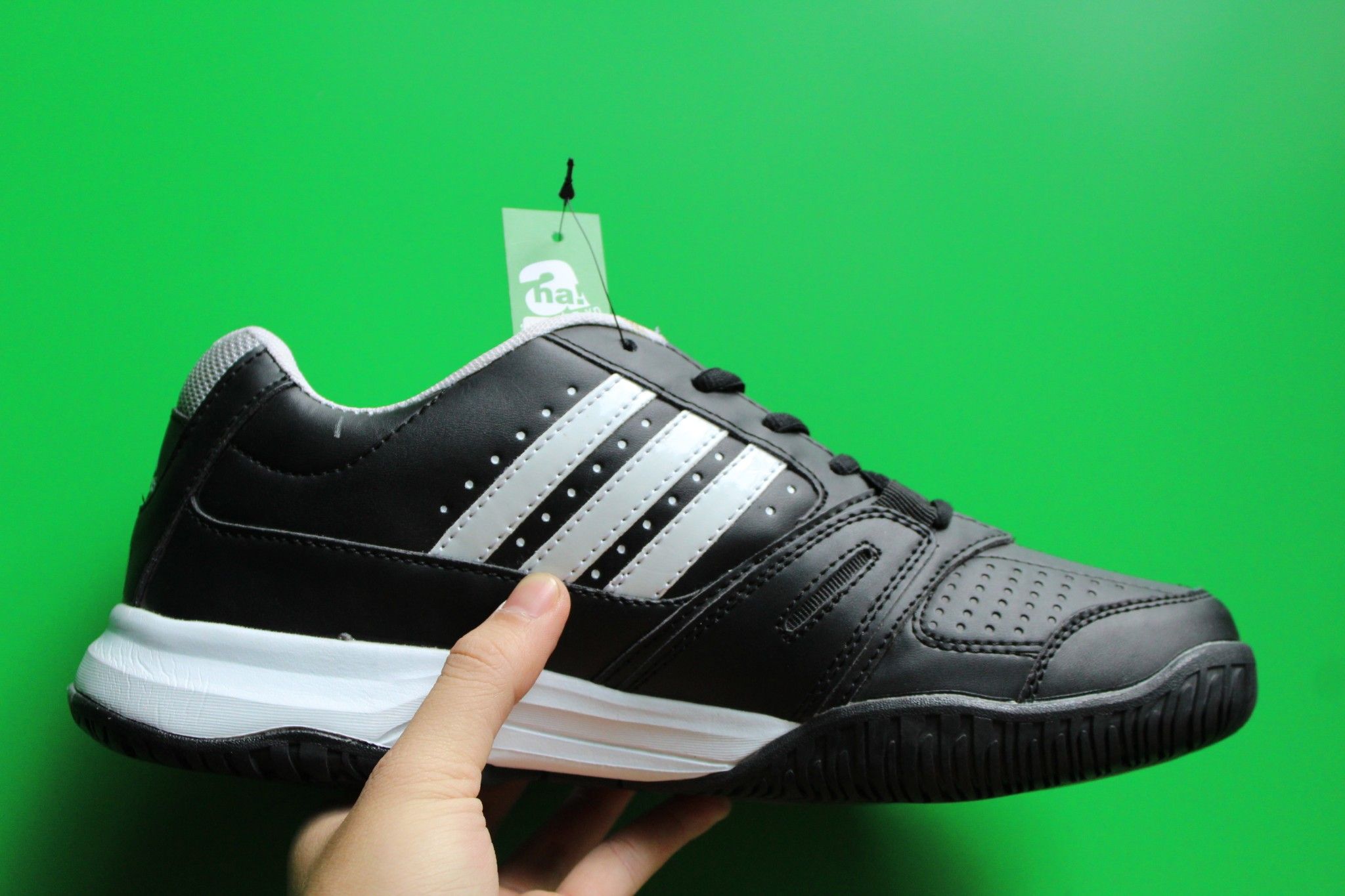 Giày tennis Adidas Black Bigsize