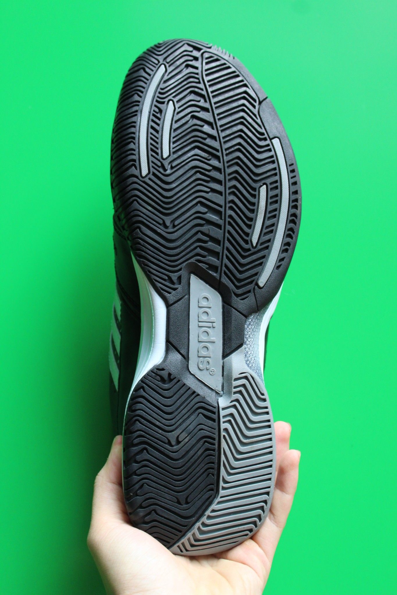 Giày tennis Adidas Black Bigsize