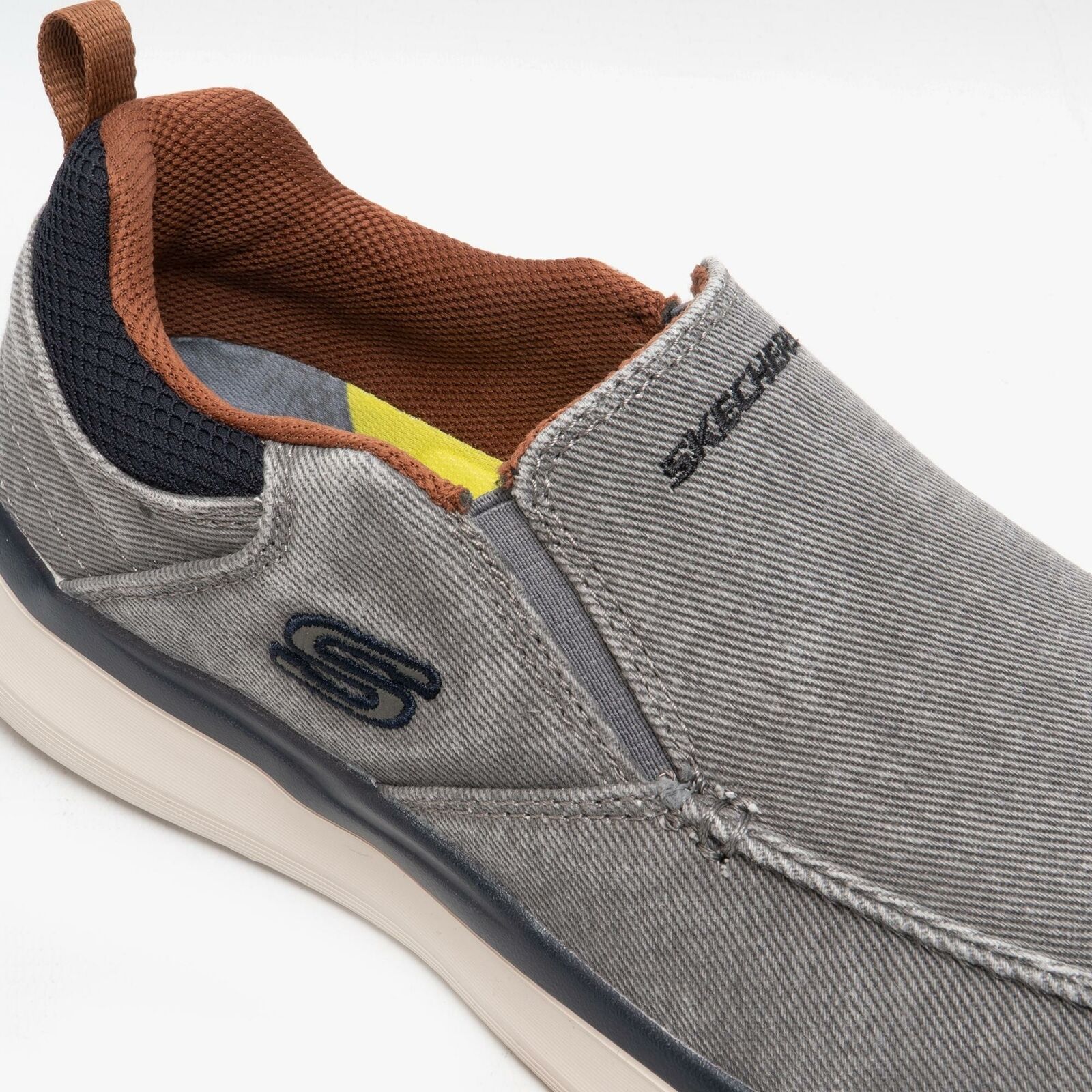 Giày Nam Xỏ Skechers DELSON 2.0 LARWIN Mens Ngoại Cỡ 44 45 46 47 48