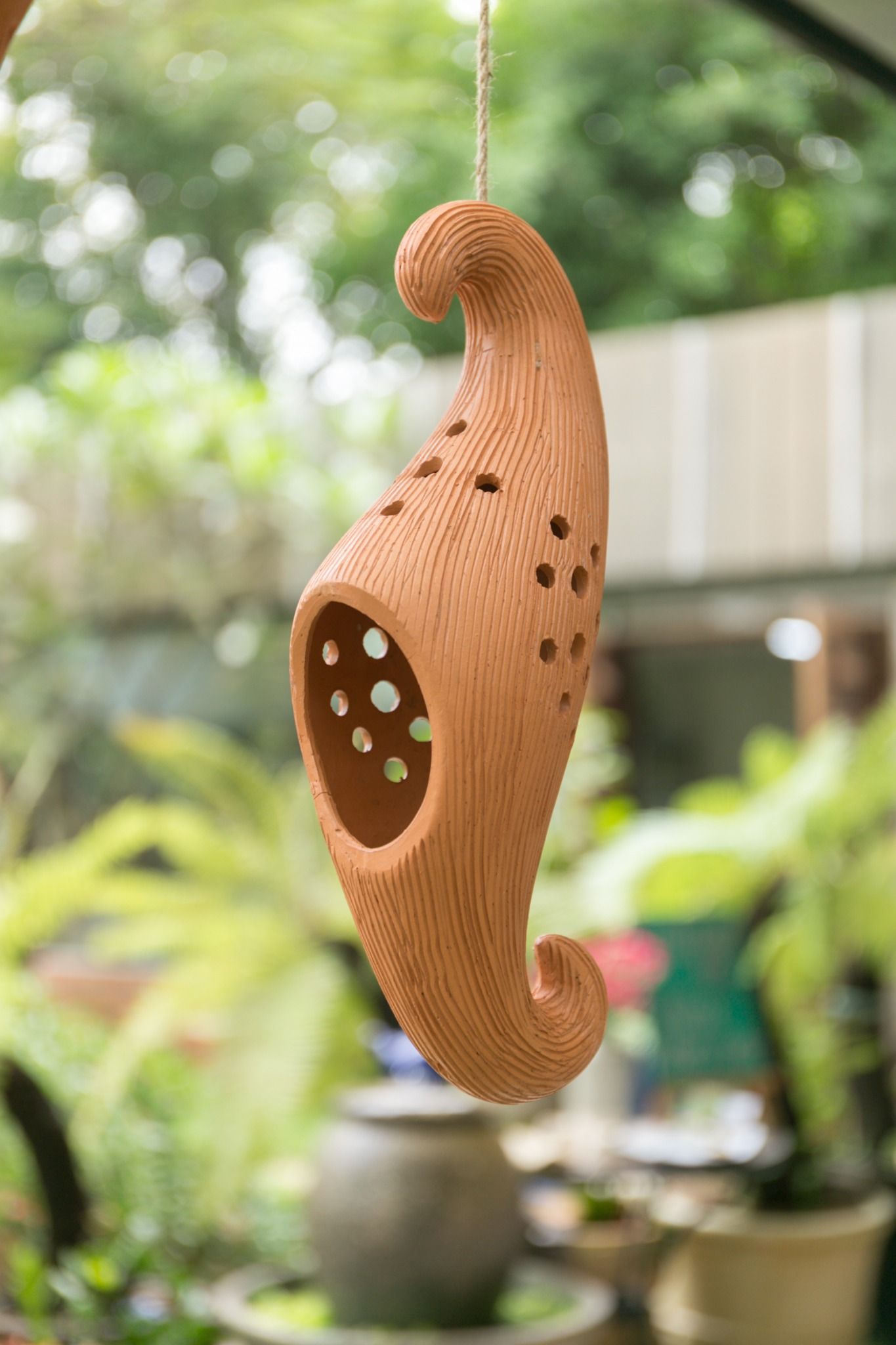 Chậu treo đất nung có lỗ, trồng cây, lọng đèn, D15cm, gốm Nam Bộ