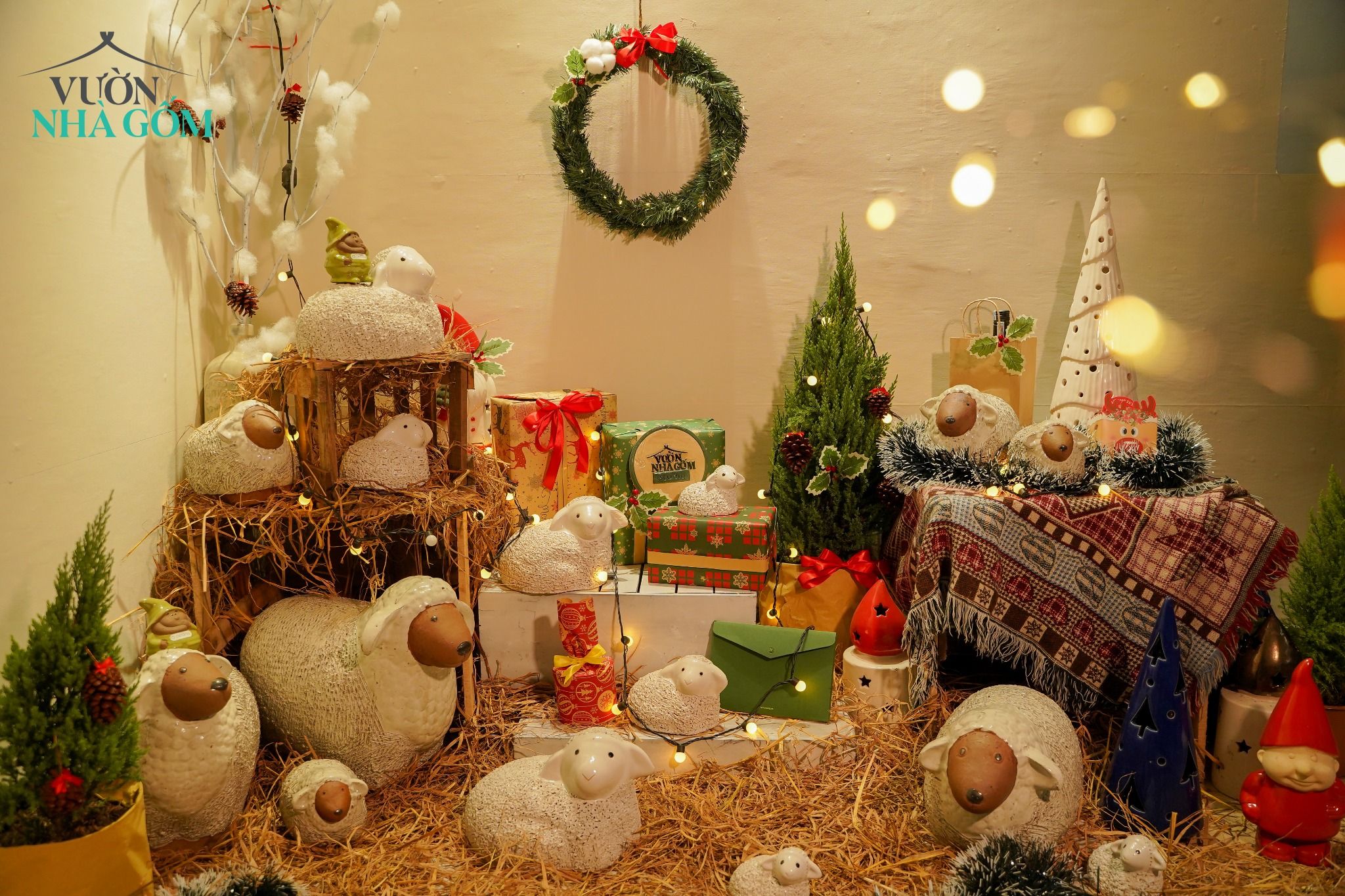 Cừu nằm trắng trung, gốm trang trí Noel và sân vườn, D20xC16 (cm)