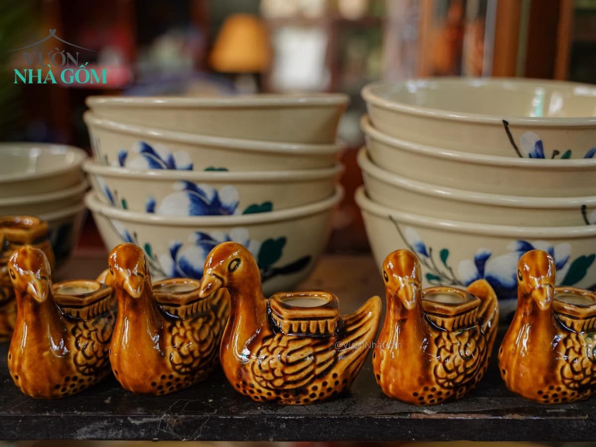 Vịt đựng tăm nhỏ màu nâu vàng, H5cm