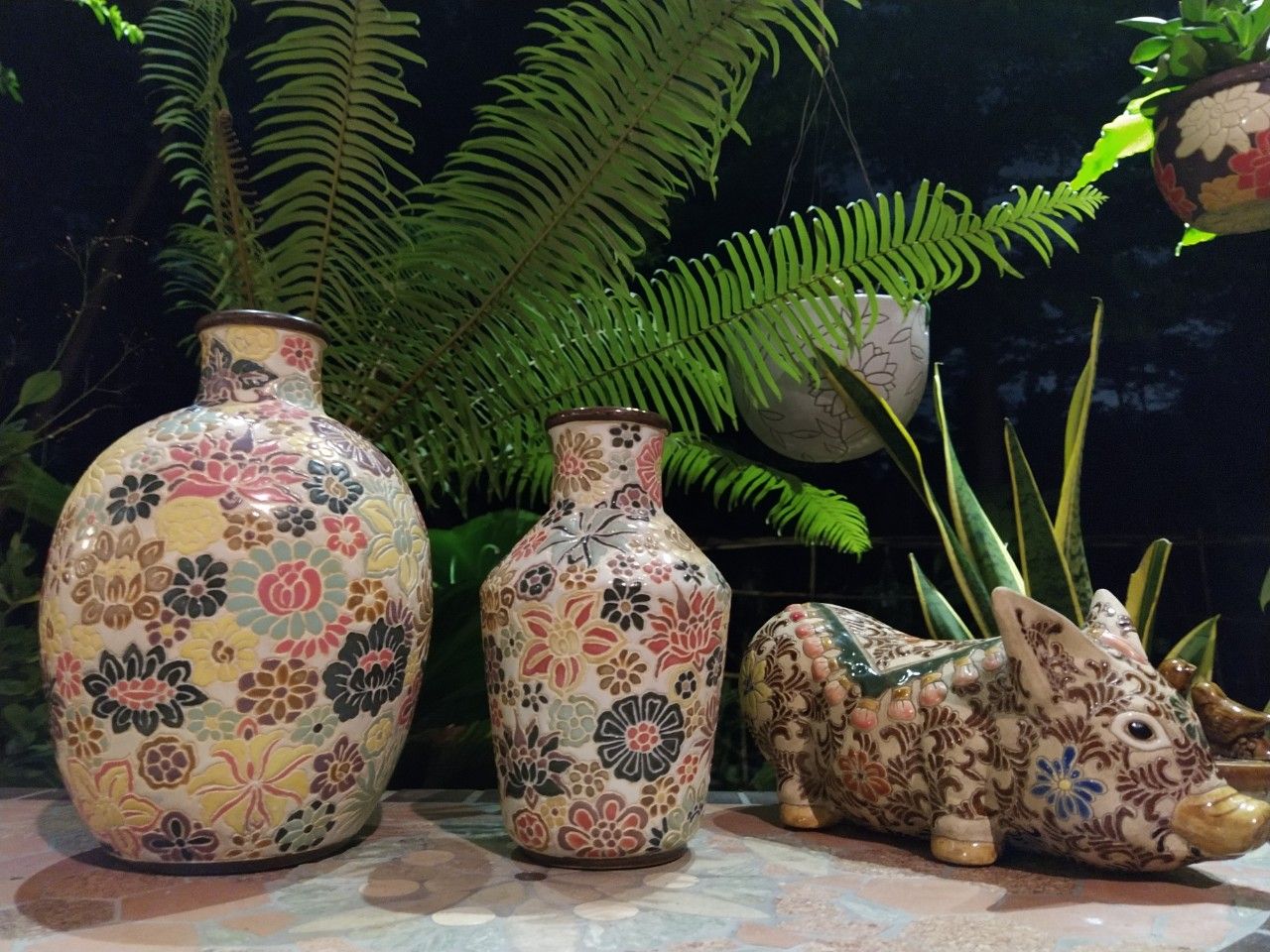 Bình bầu khắc bách hoa, H28cm
