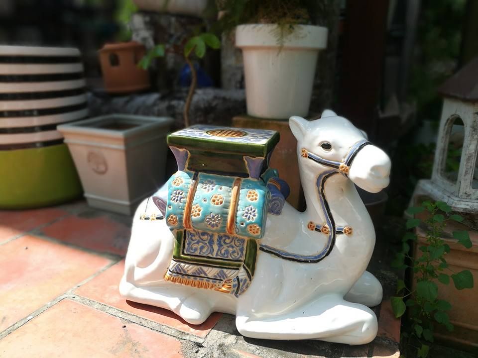 Đôn gốm lạc đà ngoảnh đầu, nhỏ