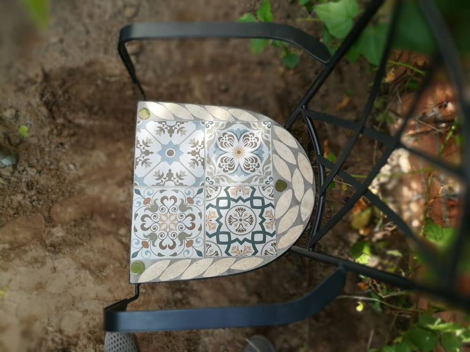 Mosaic hiện đại, ghế gốm có tay, mặt bán nguyệt, 46 x 58 x 42 cm