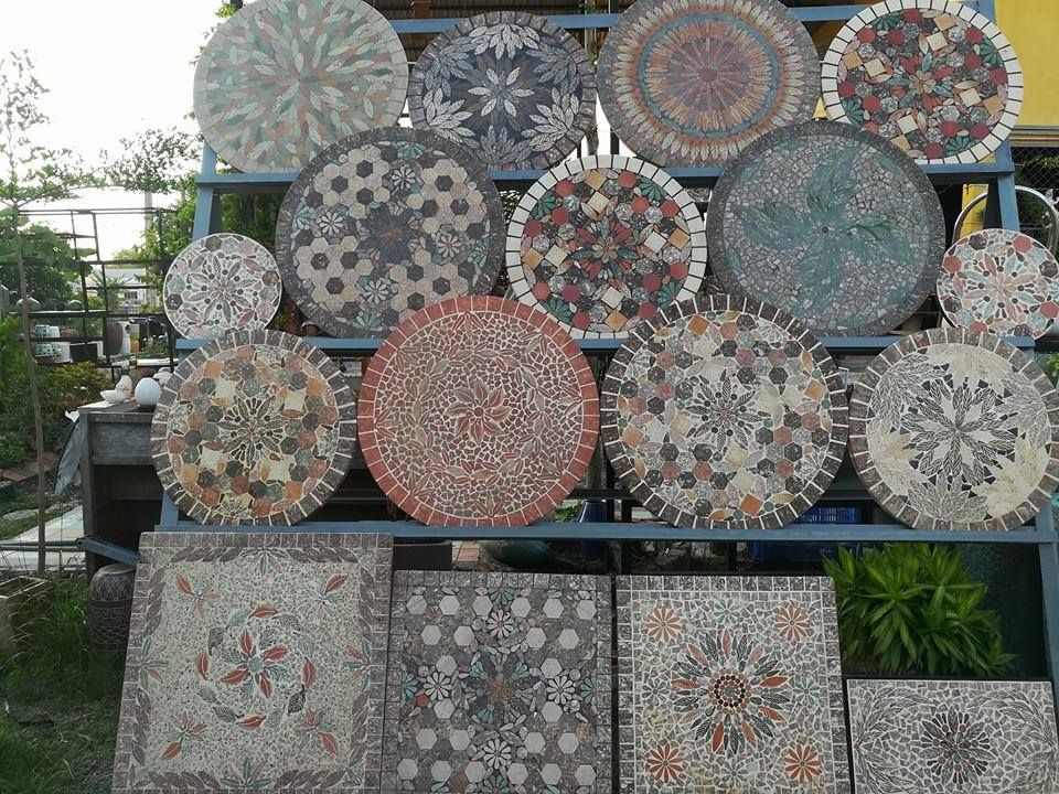 Mosaic cổ điển, mặt bàn gốm tròn hoa văn số 1