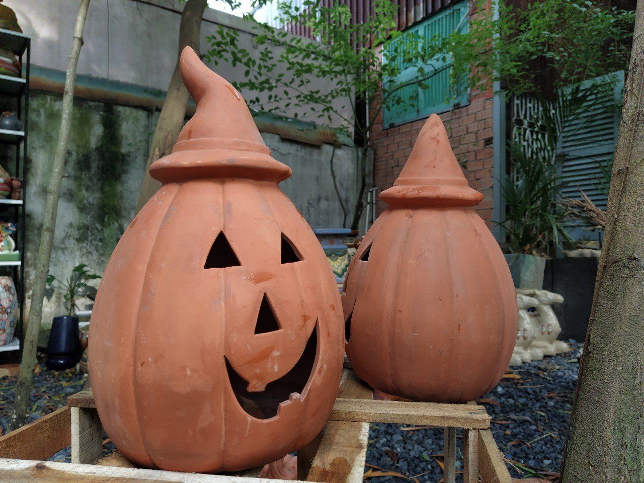 Tượng bí chú hề mi nhon trang trí Halloween, R25xC40 cm