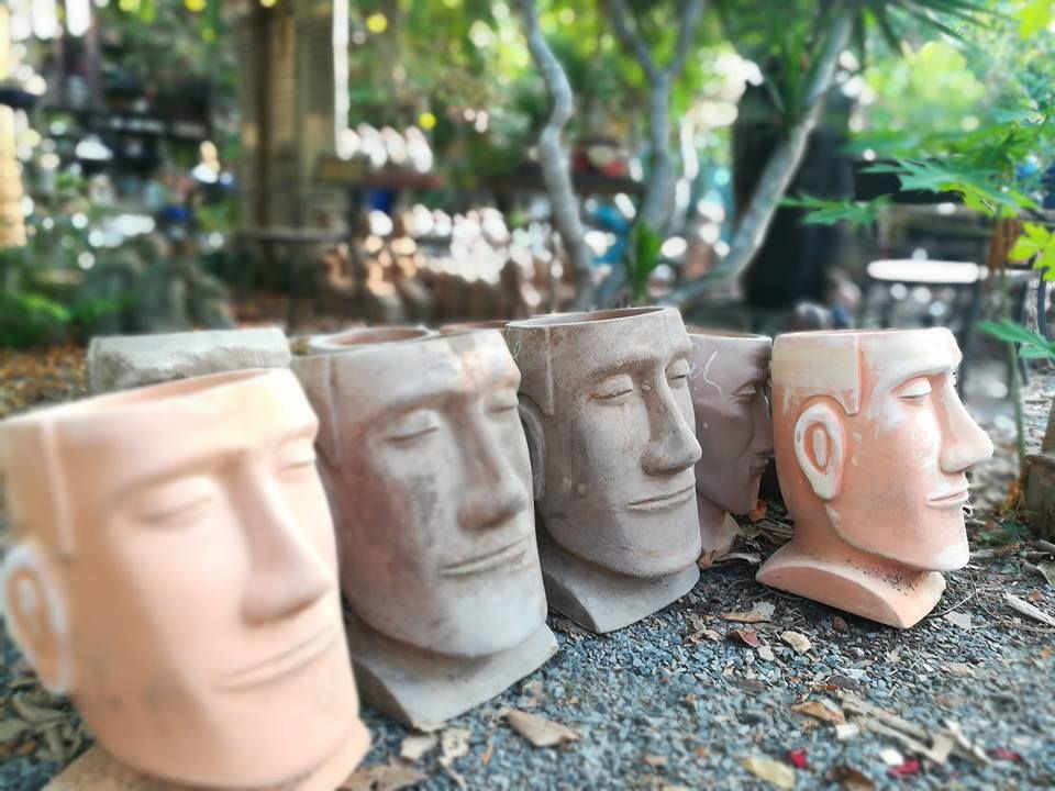 Chậu đất nung Moai, size trung, C48 x R28cm