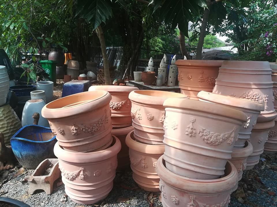 Chậu đất nung dây hoa thơm, C80 x R30cm