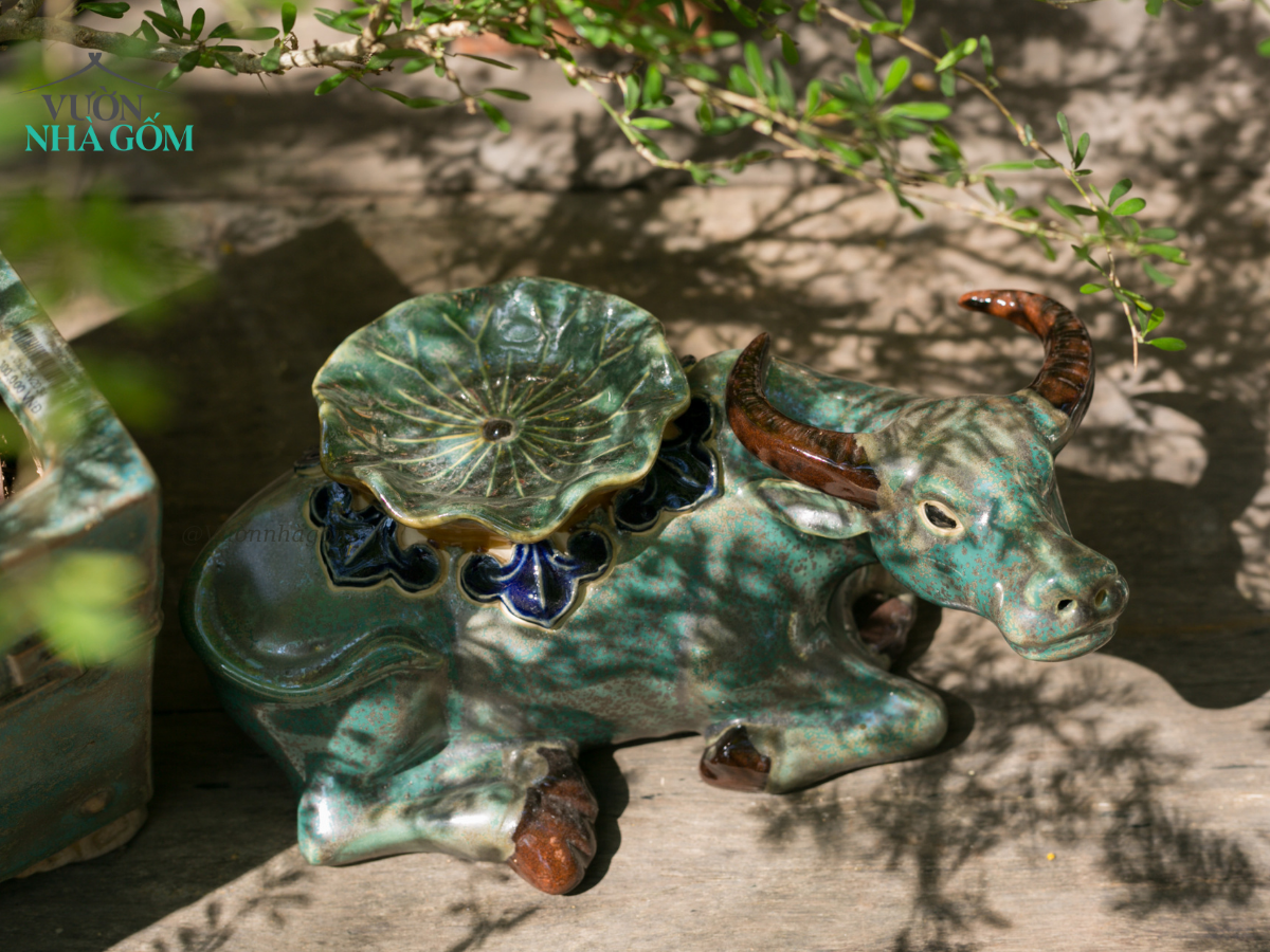 Tượng Trâu lá sen xanh đồng, D26xR15xC10 cm