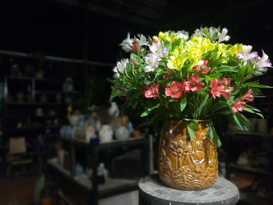 Thạp gốm tắm sen Hiên Vân, H30 cm