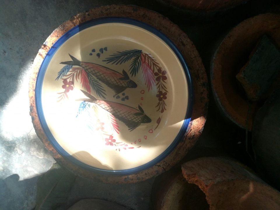 Đĩa vẽ tay, lối vẽ thủ công truyền thống, R22cm