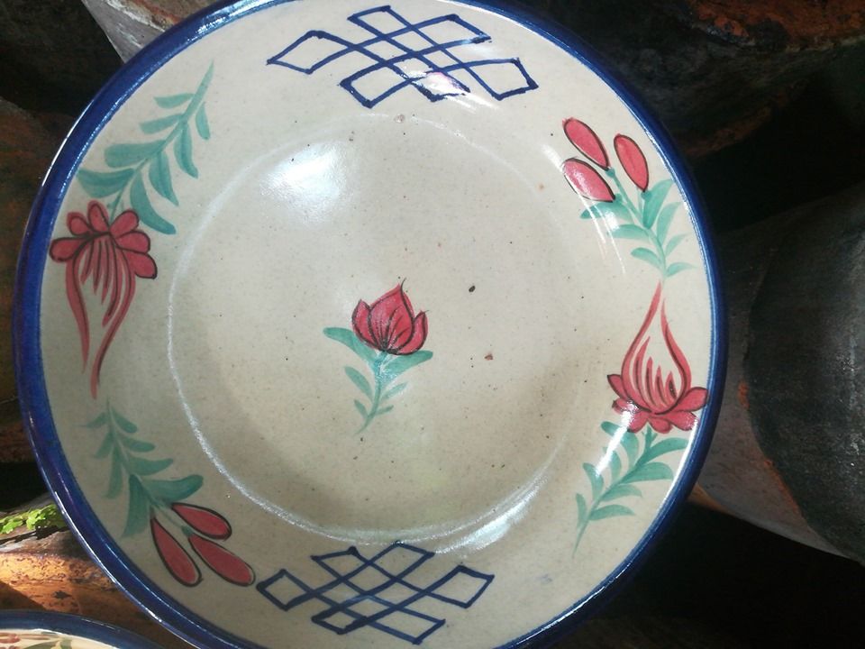 Đĩa vẽ tay, lối vẽ thủ công truyền thống, R22cm