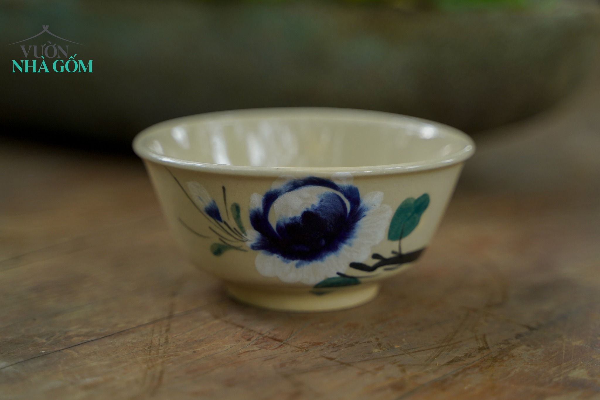 Tô cơm vẽ tay họa tiết bông xanh size nhỏ, C6xR13,5 cm