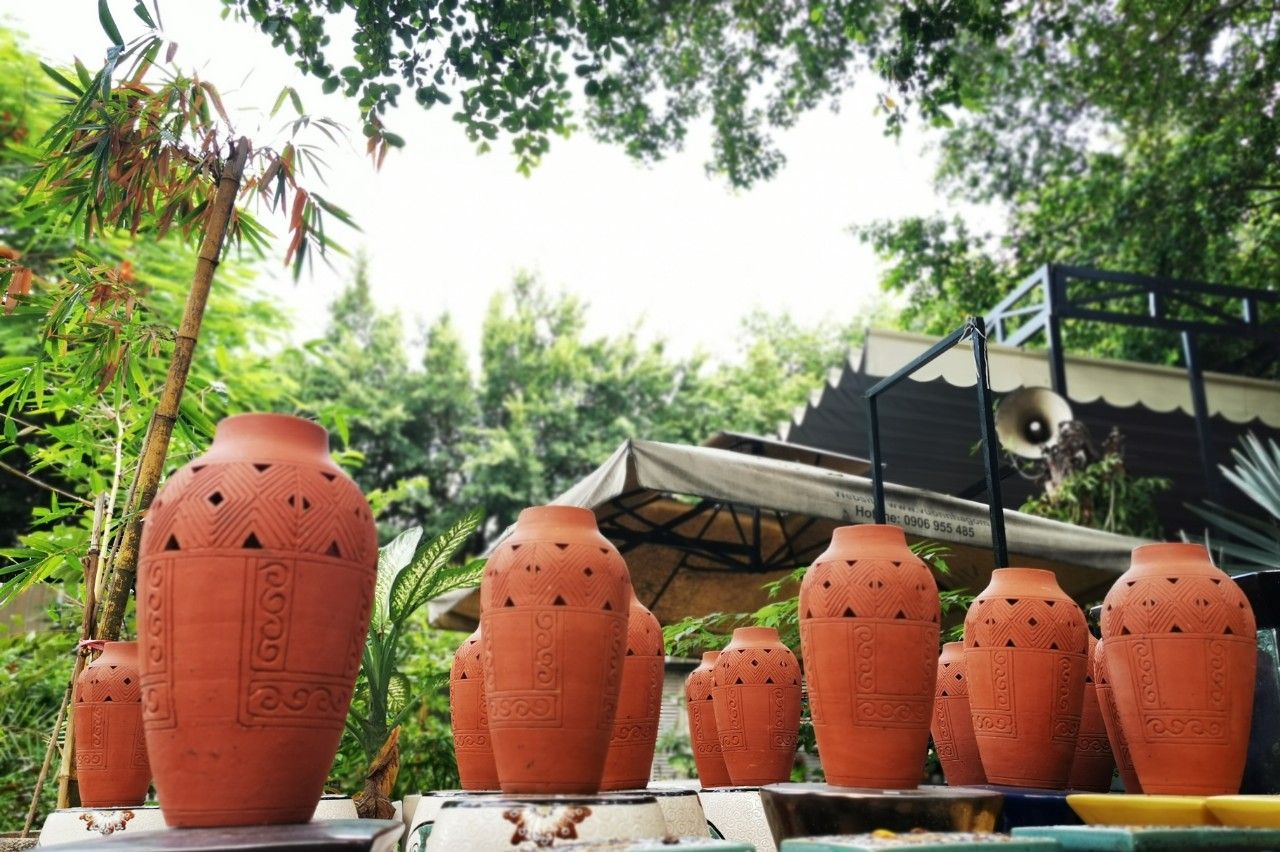 Bình gốm sản xuất theo tiêu chuẩn cho dự án NovaHills Mũi Né Resort & Villas Phan Thiết