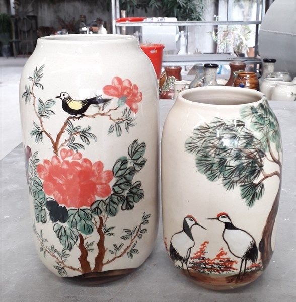 Bình bầu cổ dài, gốm vuốt tay, C25 x R8cm