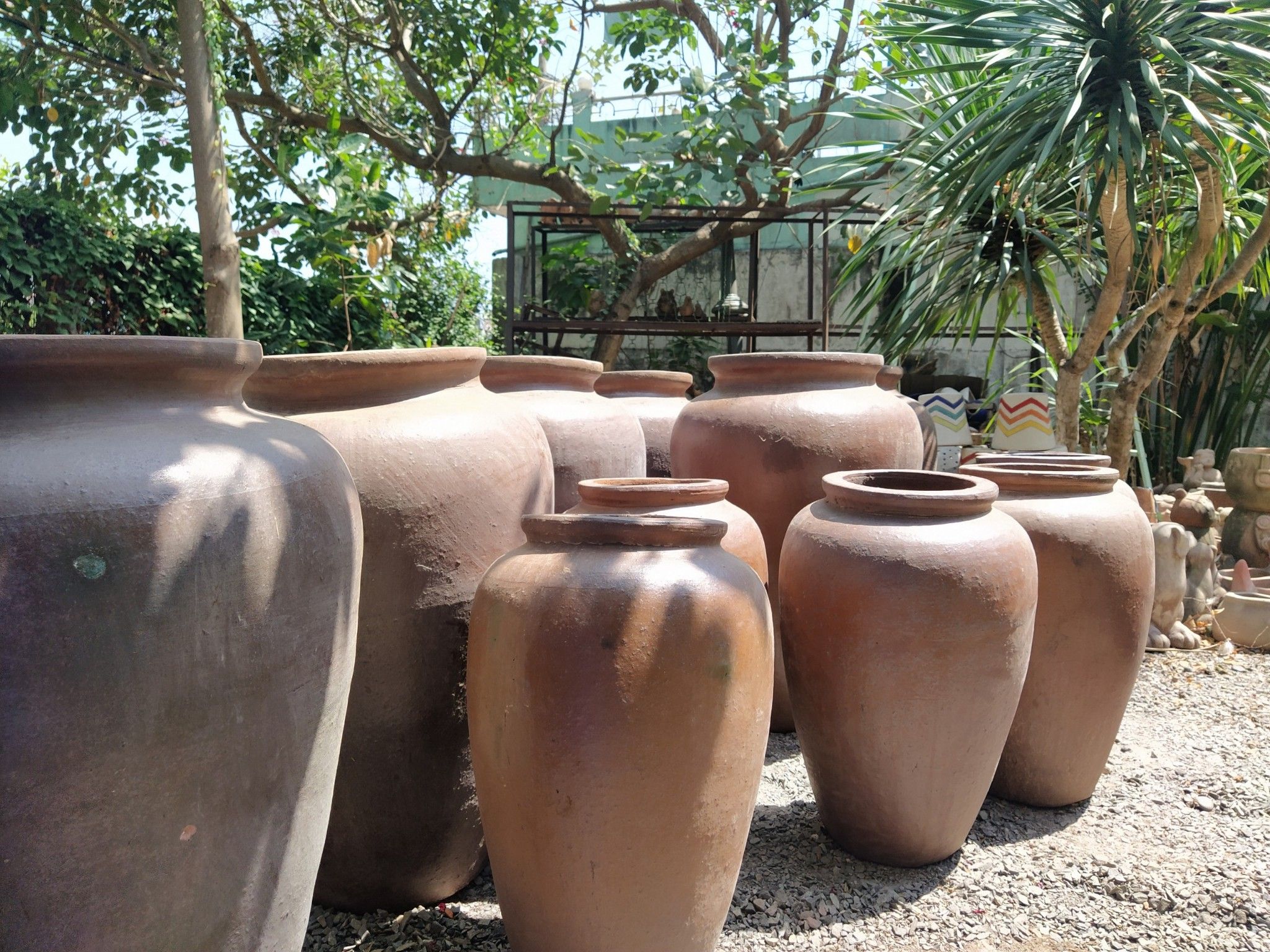 Lu gốm đất đen, sản phẩm nung lò củi, gốm Nam bộ, H70 - H50cm