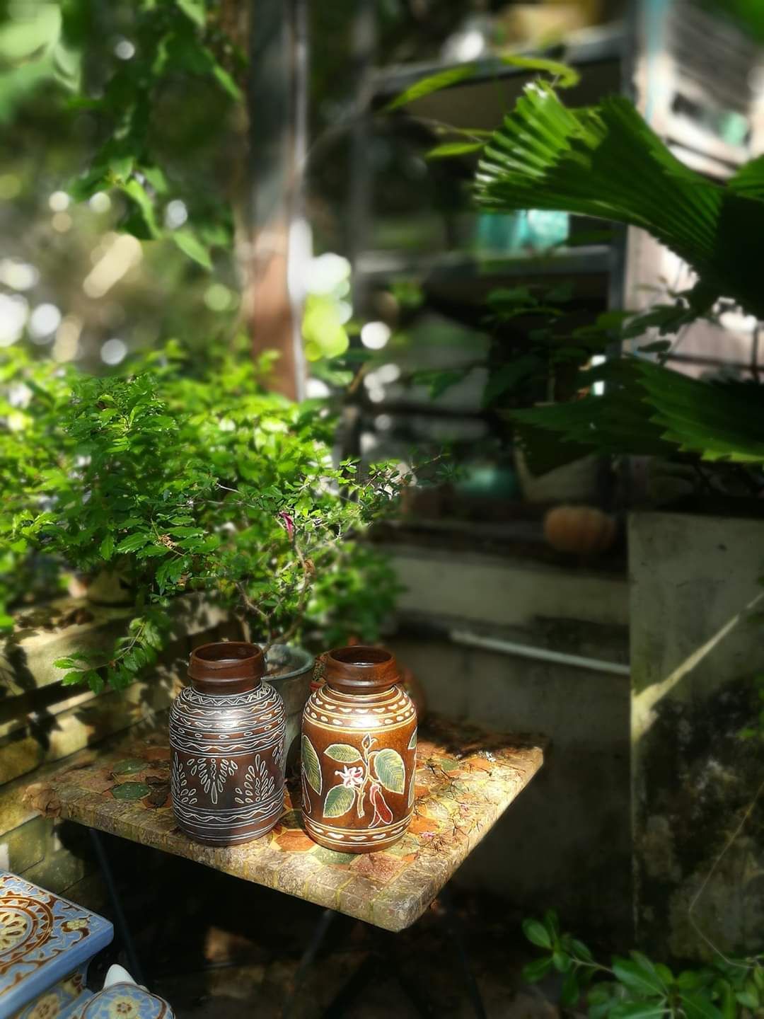 Bình vuốt tay miệng đấu, họa tiết mùa hoa dầu bay, H24 cm