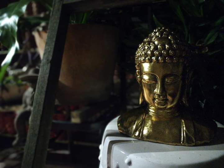 Tượng Phật chất liệu composite