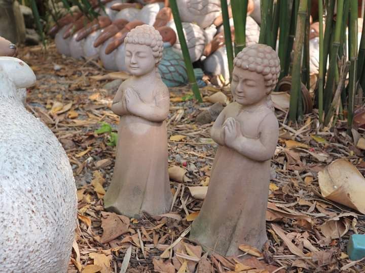 Tượng phật tử chắp tay, H30cm