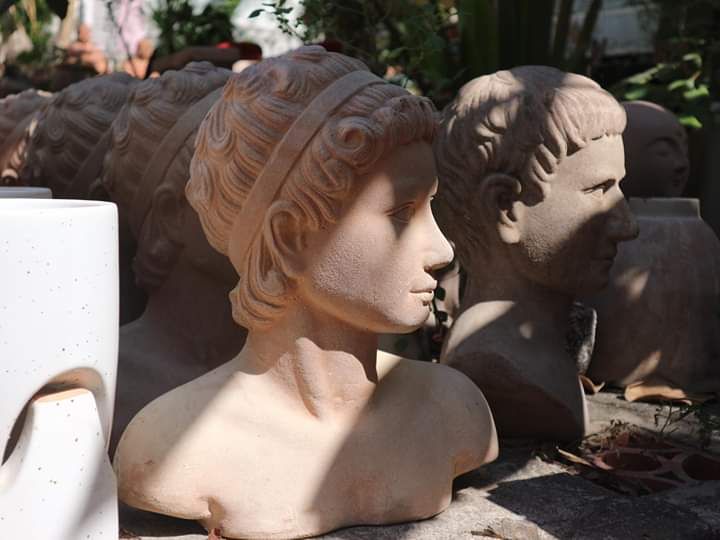 Tượng bán thân đất nung, H40cm