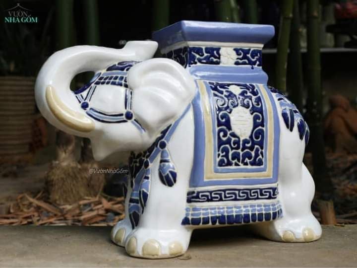 Đôn voi truyền thống, gốm Nam Bộ, gợi nhớ ký ức, nâu và nhiều màu sắc, C43 x R50cm- 0405v3l061