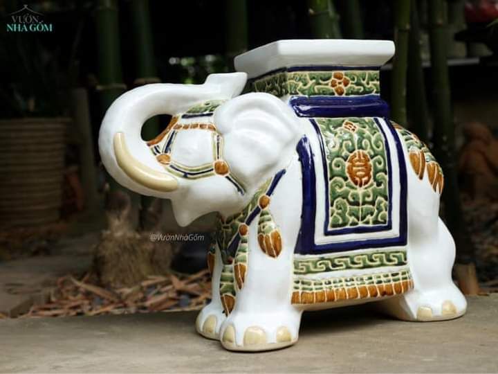 Đôn voi truyền thống, gốm Nam Bộ, gợi nhớ ký ức, nâu và nhiều màu sắc, C43 x R50cm- 0405v3l061