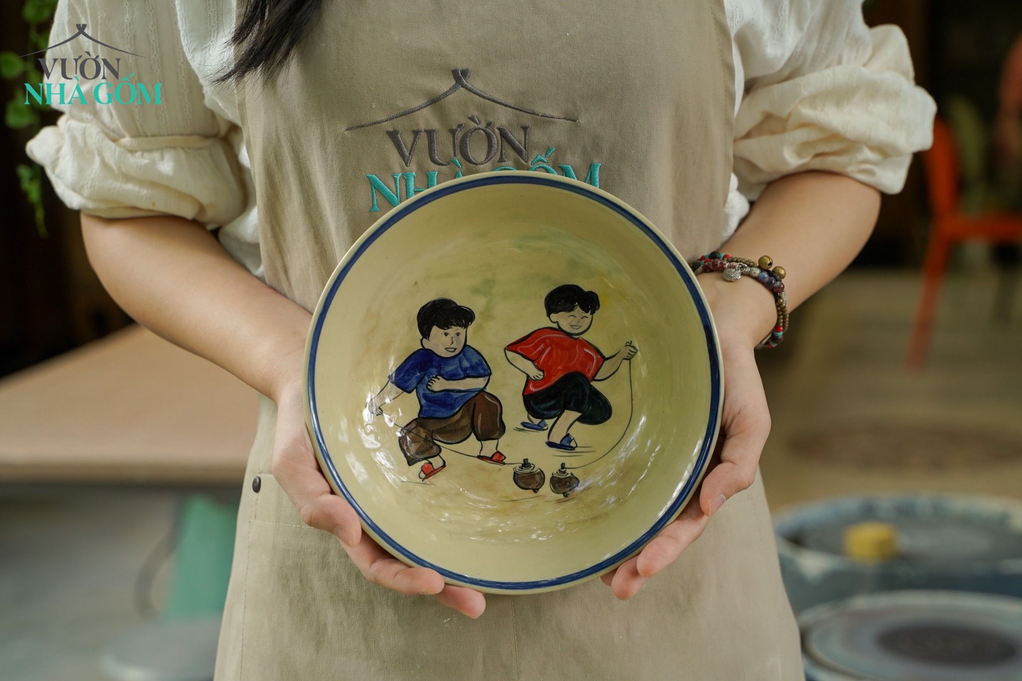 Bộ sưu tập trò chơi dân gian ngày Tết, vẽ tay thủ công, gốm Thủ Biên, tác giả Nguyệt Ánh