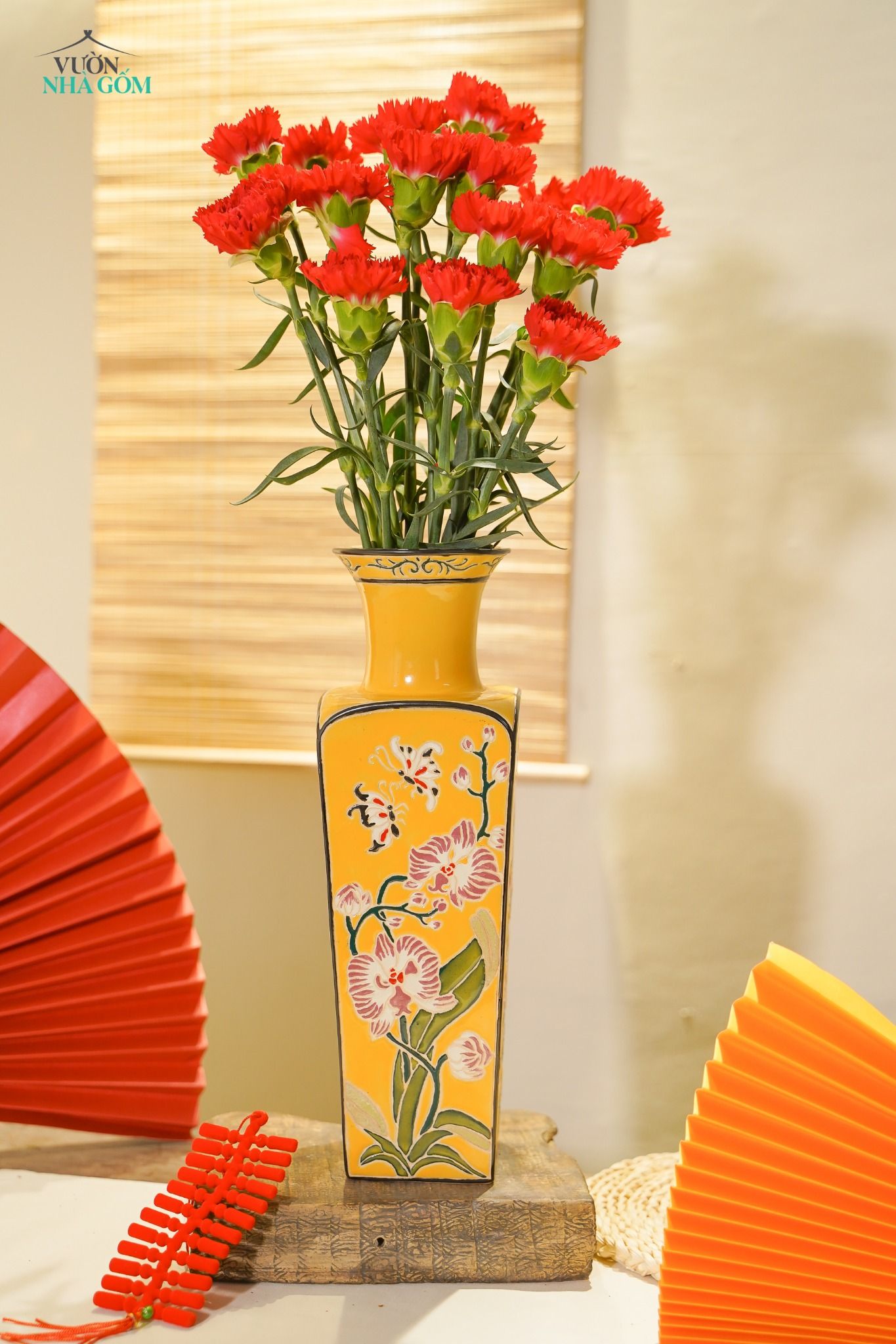 Bình Tứ Quý Cát Tường, màu vàng rực rỡ, Gốm Thủ Biên, C34 X R12 x M9cm, dùng làm Quà tặng, cắm hoa & trang trí