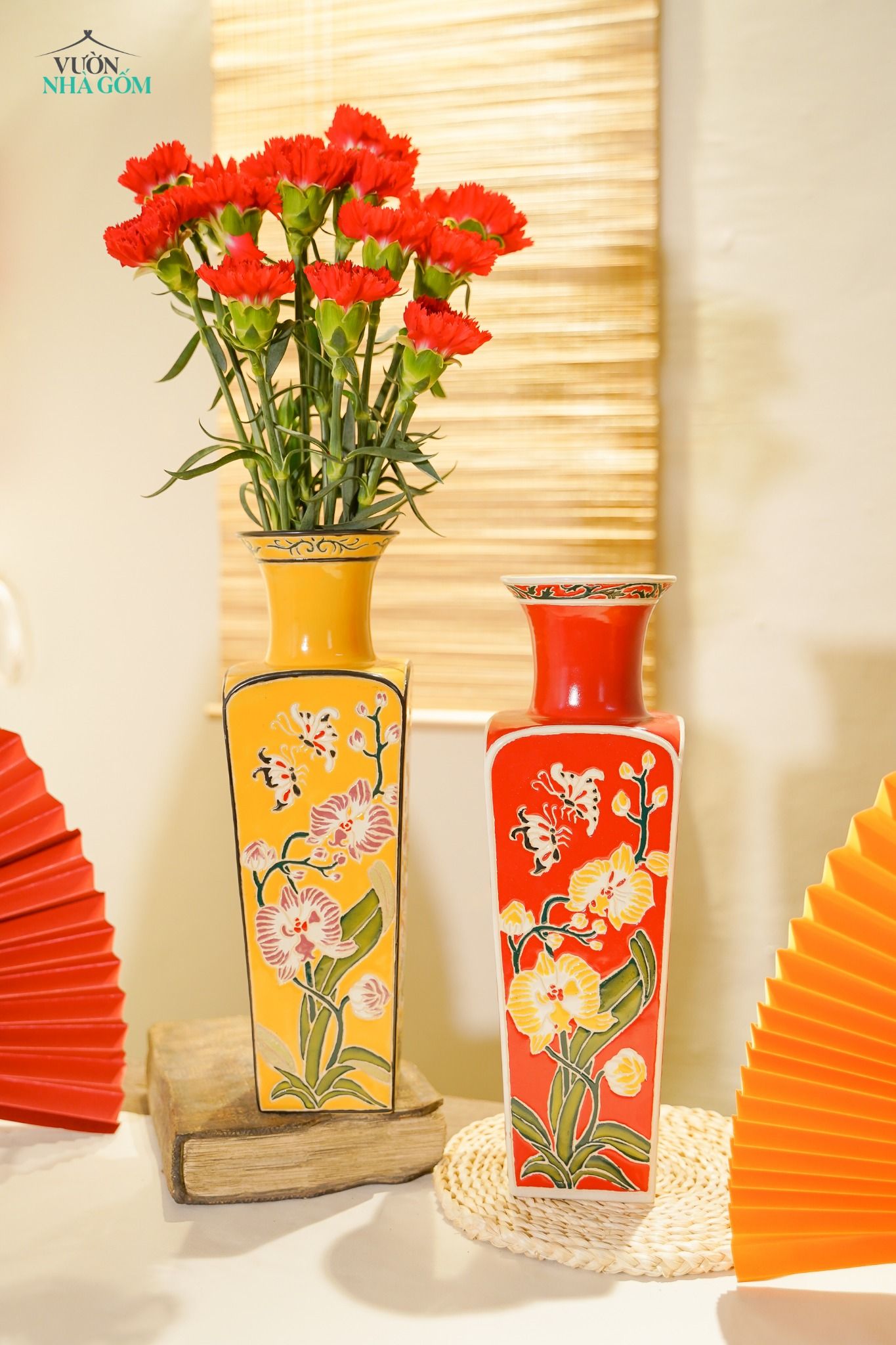  Bình Tứ Quý Cát Tường màu đỏ rực rỡ, Gốm Thủ Biên, C34 x R12 x M9cm, dùng làm Quà tặng, cắm hoa & trang trí 