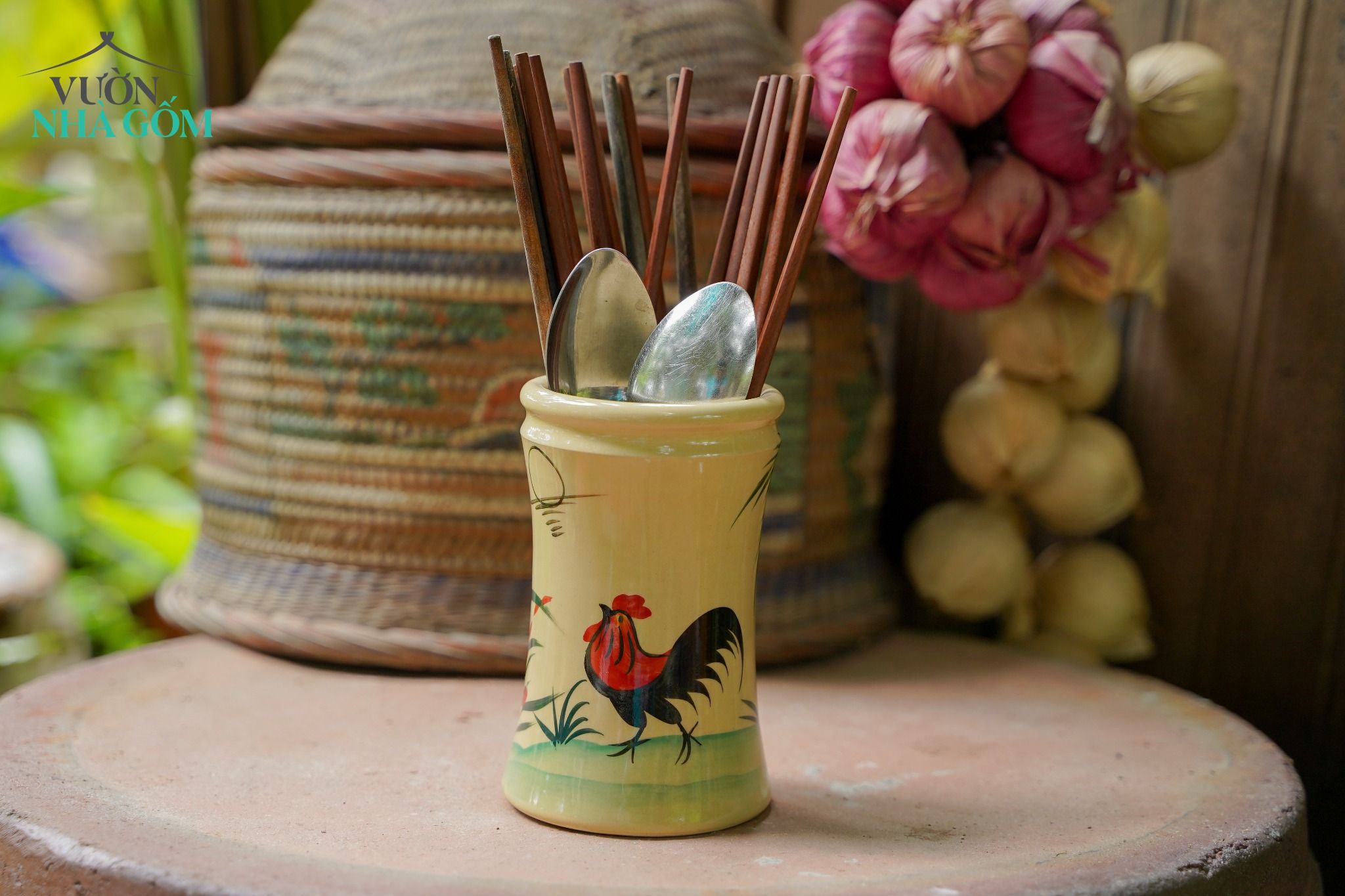Ống đũa vẽ tay Con Gà, sản xuất thủ công, gốm Thủ Biên, C15 x R10cm