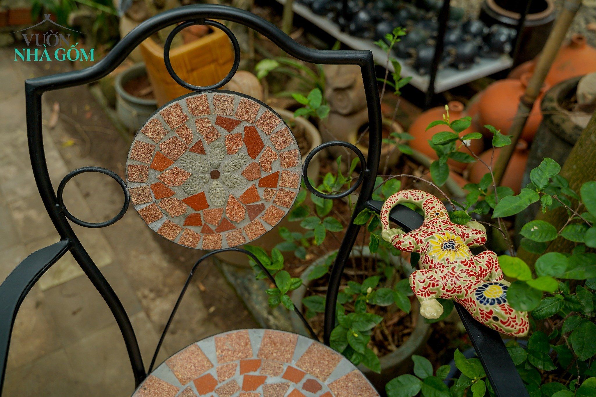 Mosaic hiện đại, ghế ghép gốm có lưng gạch cam, C46xD58xR42cm