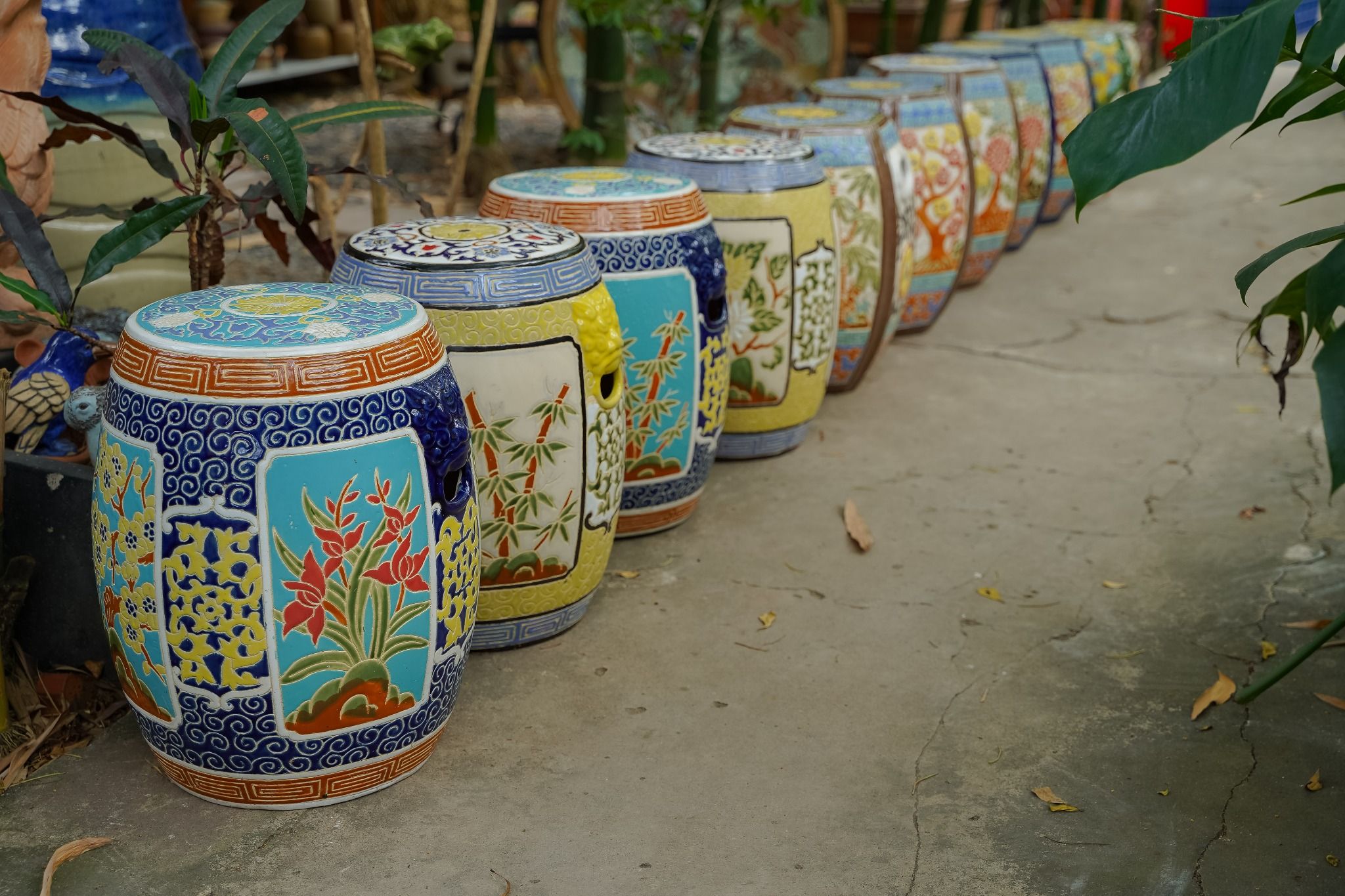 Đôn trống tròn họa tiết Hoa Bốn Mùa, Đôn Tứ Quý, gốm mỹ nghệ Nam Bộ, C45 x R35cm- SP001400