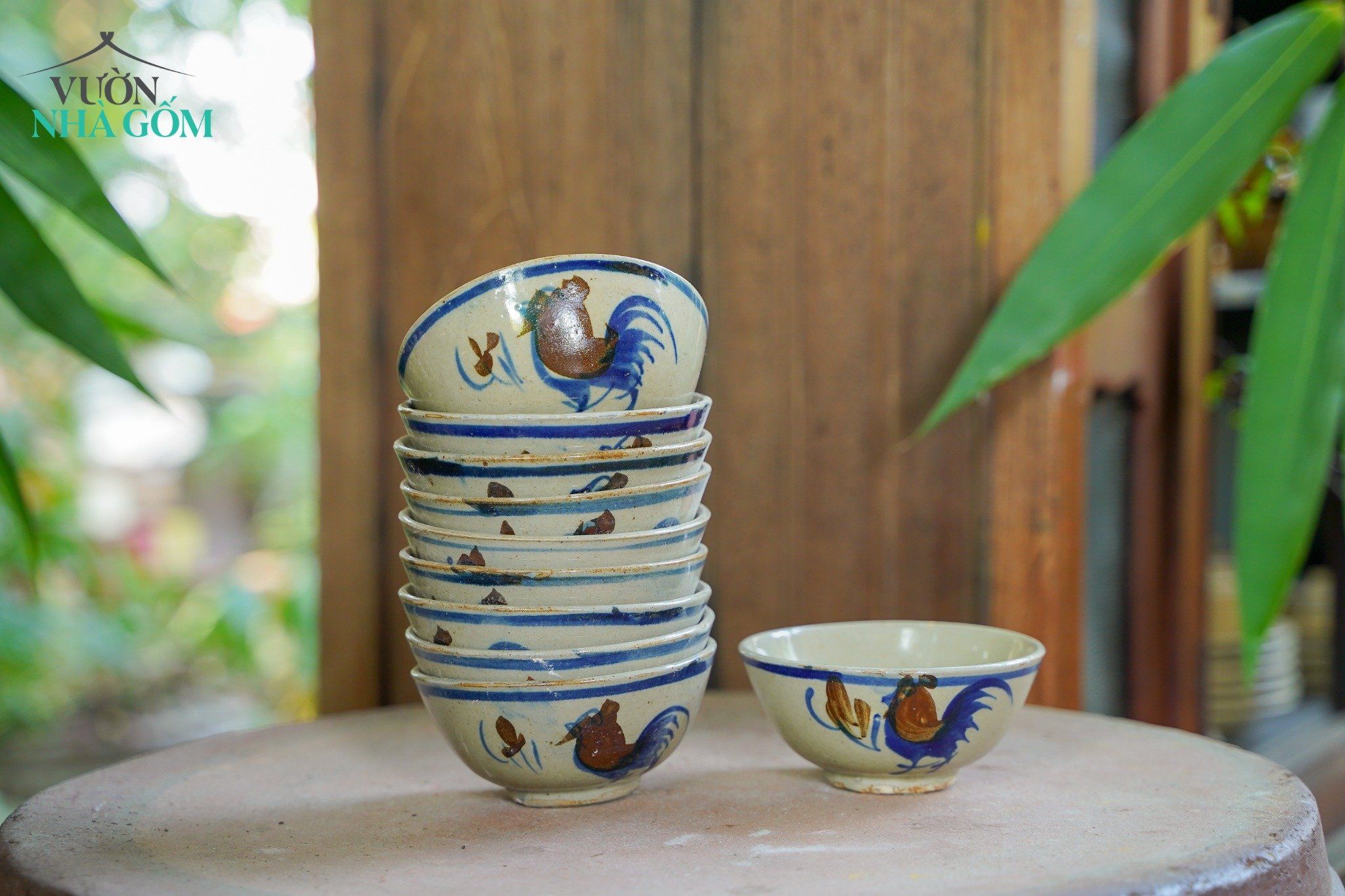 Chén cơm vẽ tay họa tiết con gà, có viền, chén bát Lái Thiêu, R12xC5,5cm