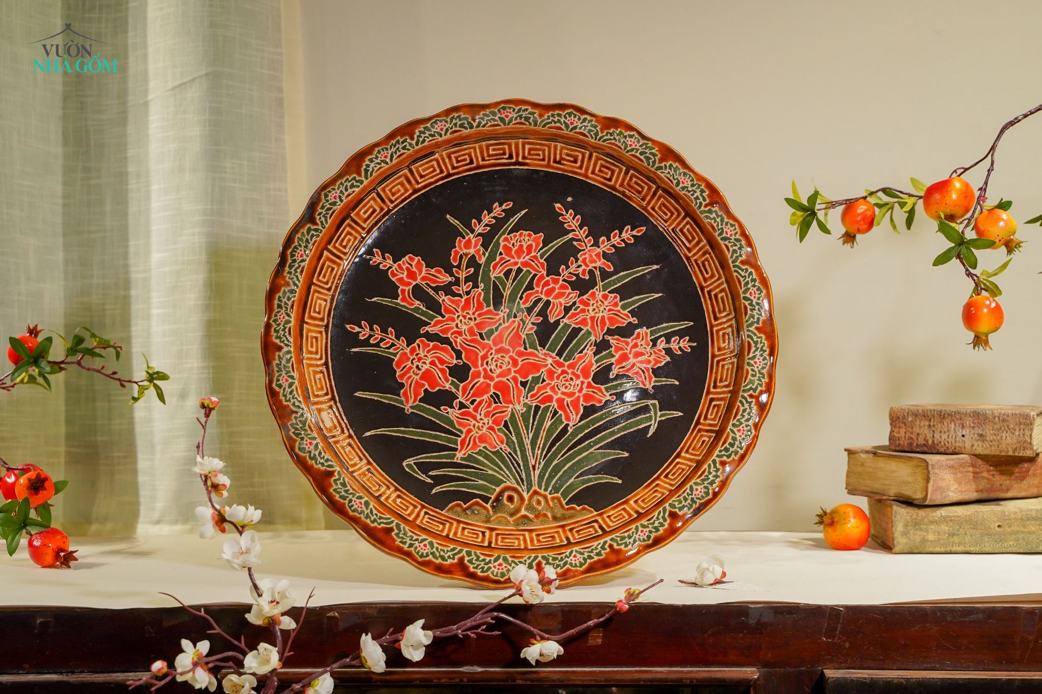 Dĩa gốm mỹ nghệ đề tài Hoa Mai, gốm thủ công Nam Bộ, D52 cm- 0107l1l076