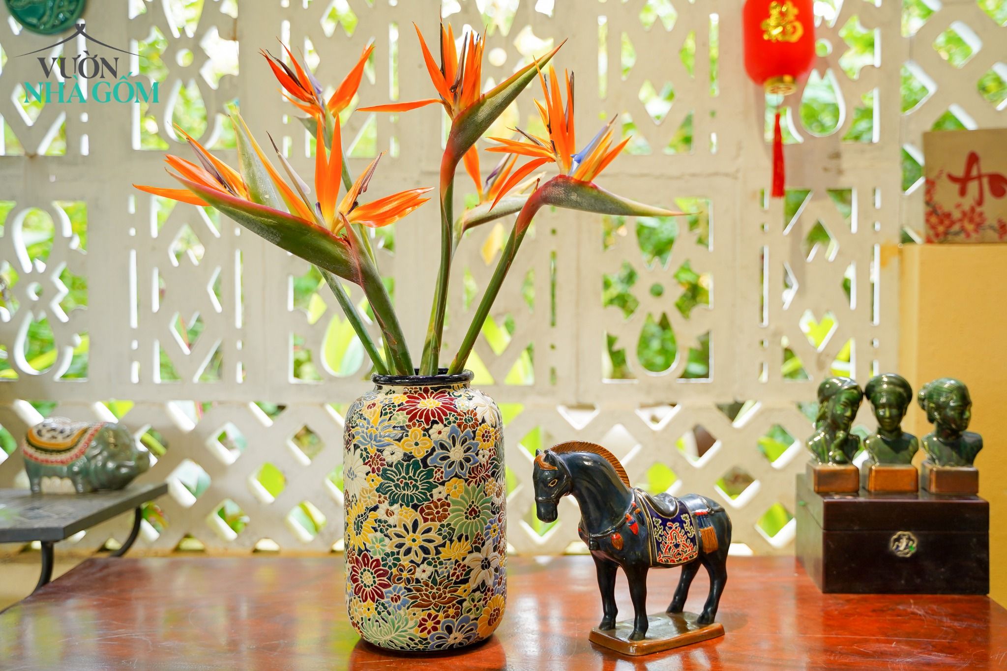  Bình khắc Bách Hoa thủ công, cắm hoa, trang trí Tết, gốm Thủ Biên, C25 x R15cm x M10 cm 