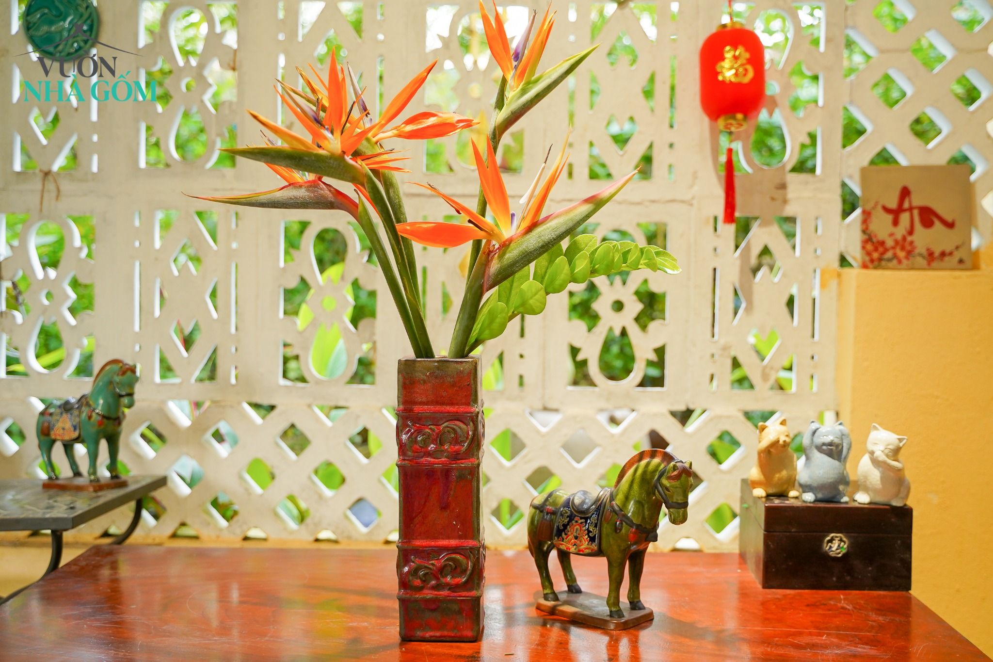 Bình trụ chữ nhật hoa văn C33cm x R9cm (Cái) - SP001459