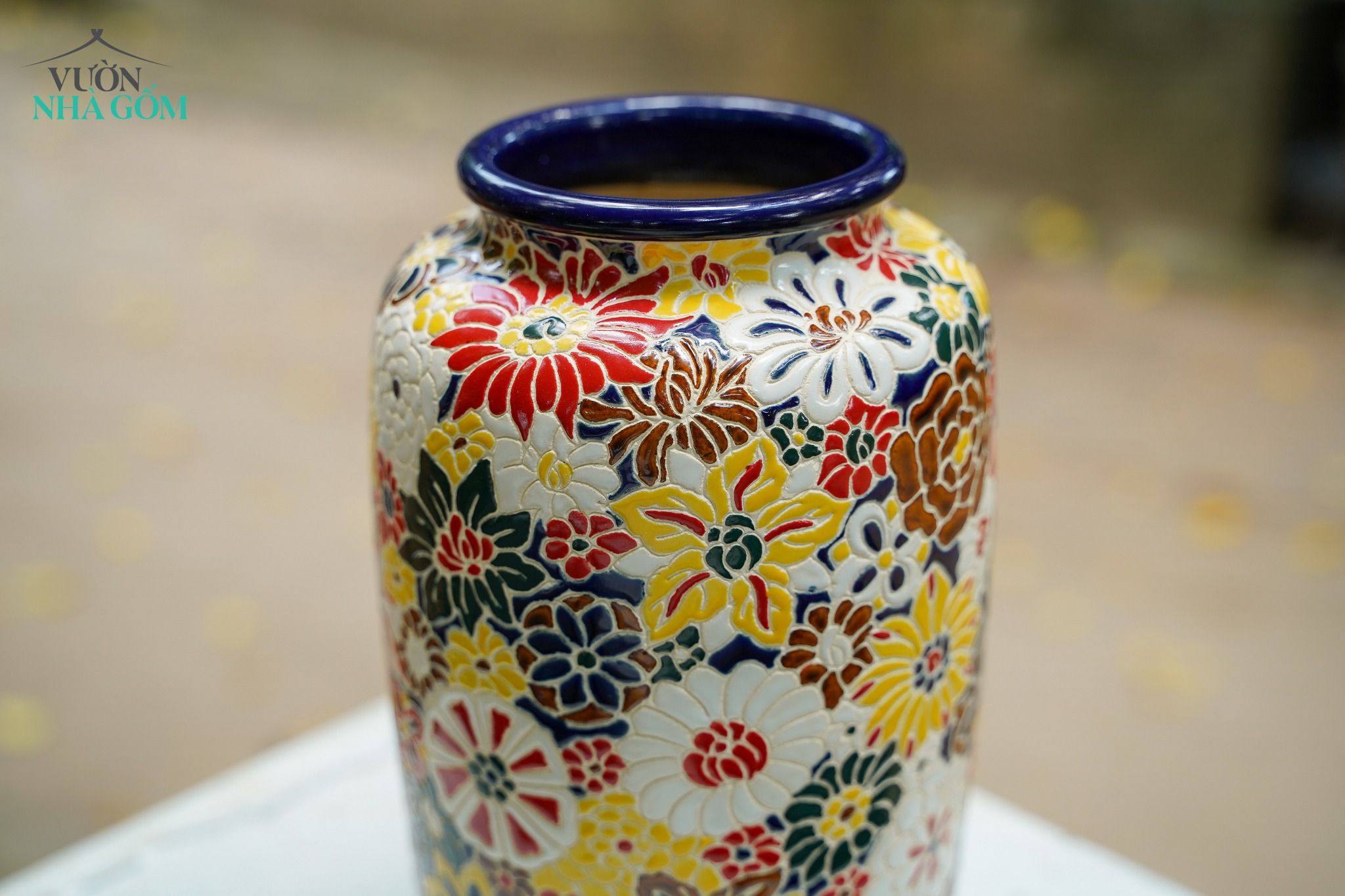 Bình khắc Bách Hoa thủ công, cắm hoa, trang trí Tết, gốm Thủ Biên, C25 x R15cm x M10 cm