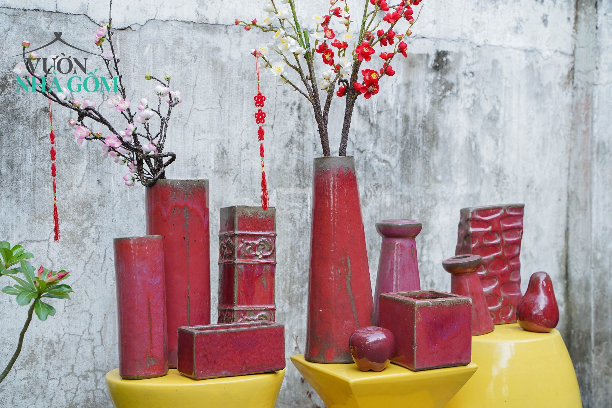 Bình trụ chữ nhật hoa văn C33cm x R9cm (Cái) - SP001459