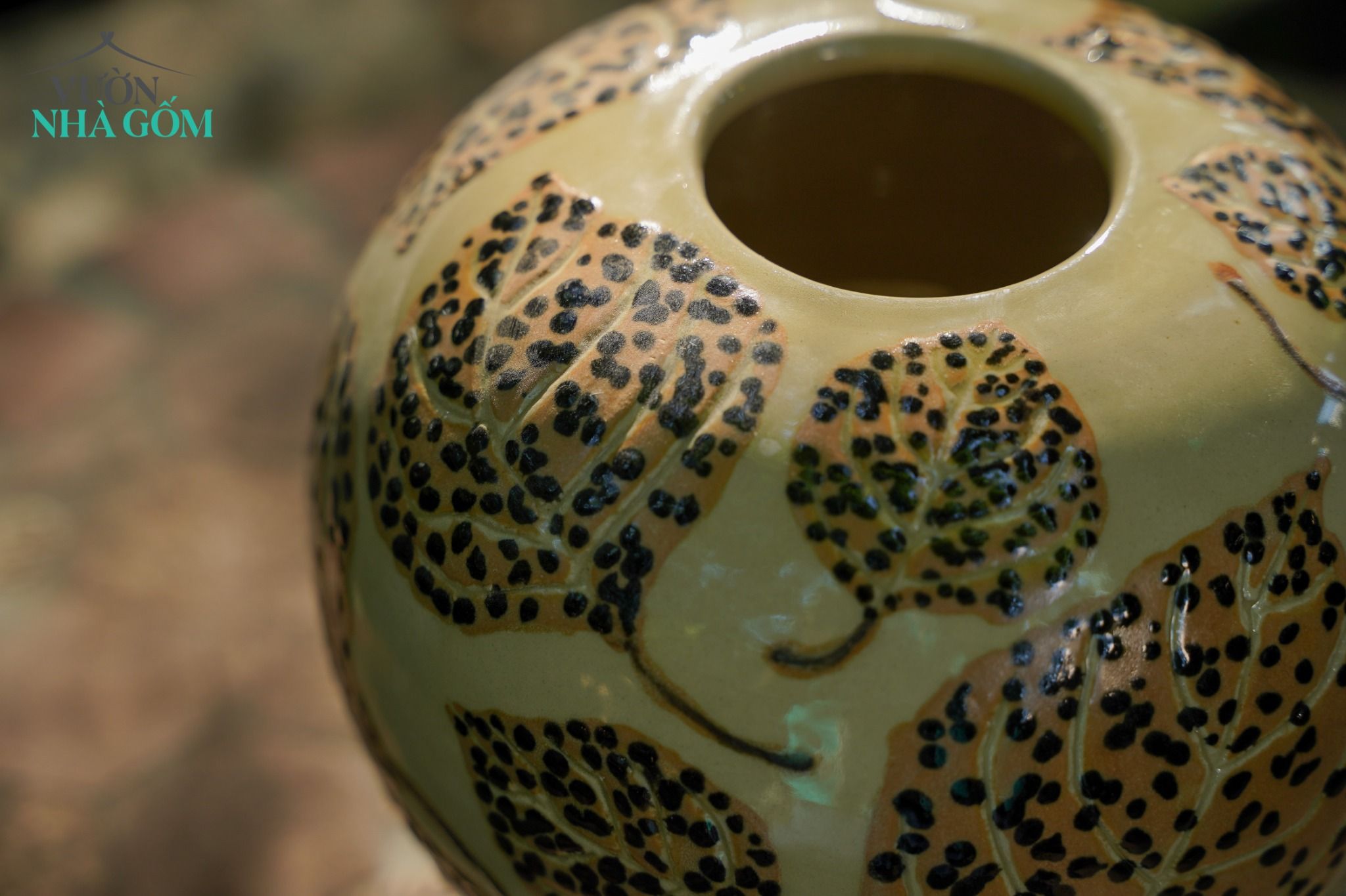  Bình gốm sáng tác độc bản, nghệ nhân người Philippines 