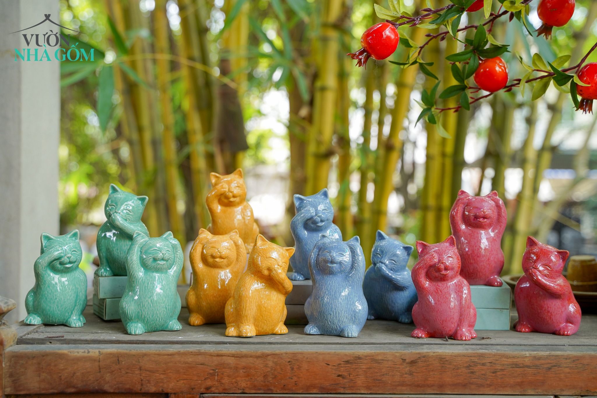 Bộ tượng Mèo Tam Không vui vẻ, men Vàng cam, Gốm Thủ Biên sản phẩm quà tặng Tết, trang trí không gian sống, C11cm x R7cm